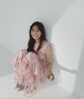 Yûko Araki feet photo 6
