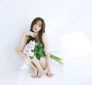 Yûko Araki feet photo 20