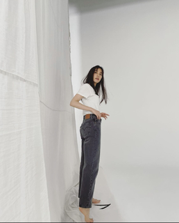 Yûko Araki feet photo 8