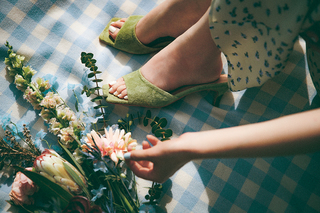 Yûko Araki feet photo 5