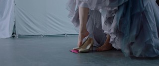 Yûko Araki feet photo 7