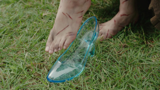 Yûko Araki feet photo 20