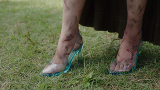 Yûko Araki feet photo 14
