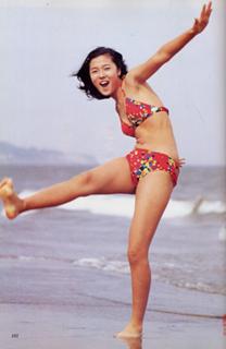 Yûko Asano feet photo 2