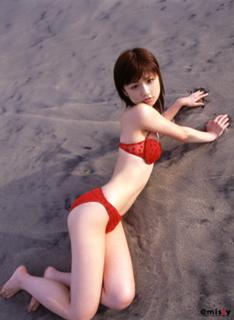 Yûko Ogura feet photo thumbnail