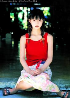 Yûko Ogura feet photo thumbnail