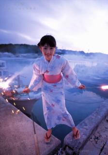 Yûko Ogura feet photo thumbnail