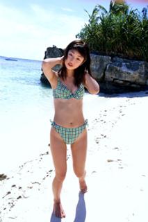 Yûko Ogura feet photo thumbnail