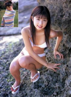 Yûko Ogura feet photo thumbnail
