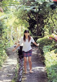 Yûko Ogura feet photo thumbnail