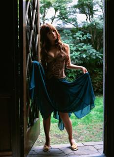 Yûko Ogura feet photo thumbnail