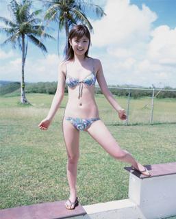 Yûko Ogura feet photo thumbnail