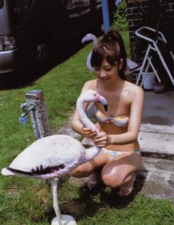 Yûko Ogura feet photo thumbnail