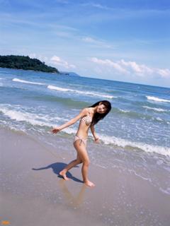 Yûko Ogura feet photo thumbnail