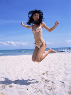 Yûko Ogura feet photo thumbnail