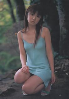 Yûko Ogura feet photo thumbnail