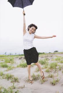 Yûko Ôshima feet photo 20