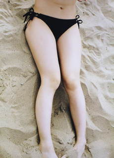 Yûko Ôshima feet photo 9