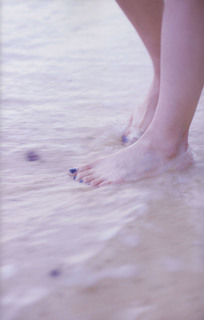 Yûko Ôshima feet photo 15