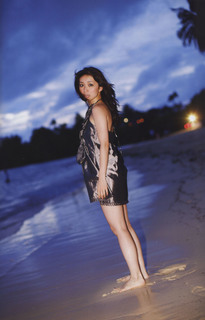 Yûko Ôshima feet photo 13