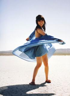 Yûko Ôshima feet photo 19