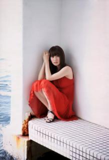 Yûko Ôshima feet photo 9