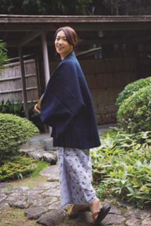 Yûko Ôshima feet photo 20