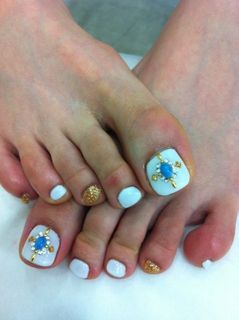 Yûko Ôshima feet photo 20