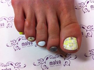 Yûko Ôshima feet photo 12