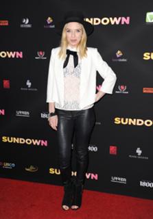ZZ Ward feet photo 14