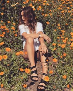 ZZ Ward feet photo 20