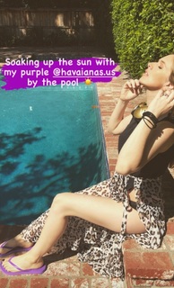 ZZ Ward feet photo 1