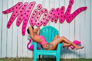 Zahra Elise feet photo 12
