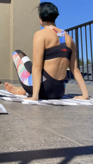 Zahra Elise feet photo 16