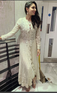 Zainab Abbas feet photo 10