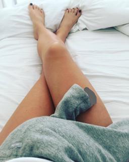 Zaira Nara feet photo thumbnail