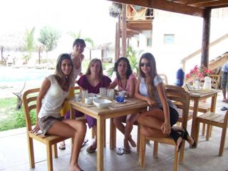 Zaira Nara feet photo thumbnail