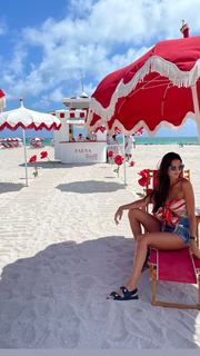 Zaira Nara feet photo thumbnail