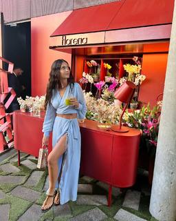 Zaira Nara feet photo thumbnail