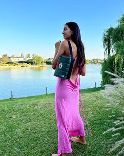 Zaira Nara feet photo thumbnail