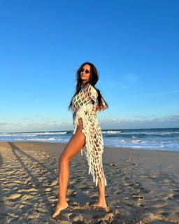 Zaira Nara feet photo thumbnail