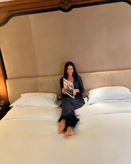 Zaira Nara feet photo thumbnail