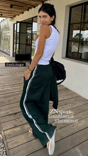 Zaira Nara feet photo thumbnail