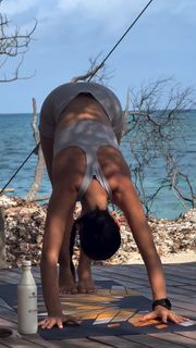 Zaira Nara feet photo thumbnail