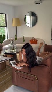 Zaira Nara feet photo thumbnail