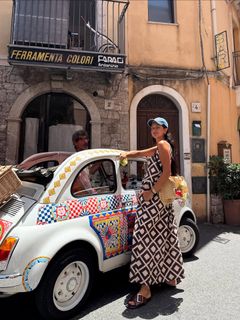 Zaira Nara feet photo thumbnail