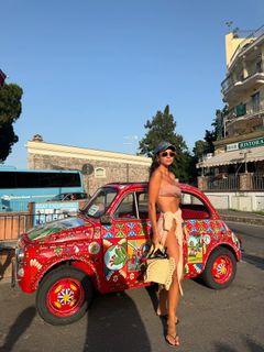 Zaira Nara feet photo thumbnail