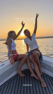 Zaira Nara feet photo thumbnail