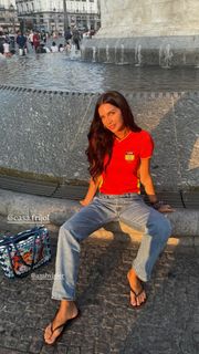Zaira Nara feet photo thumbnail