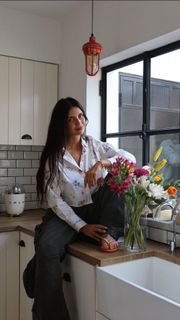 Zaira Nara feet photo thumbnail